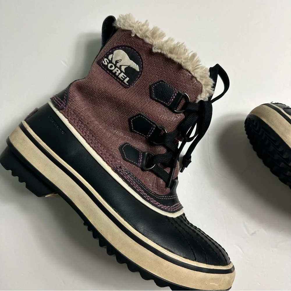 Sorel Tivoli faux fur lined winter snow boots